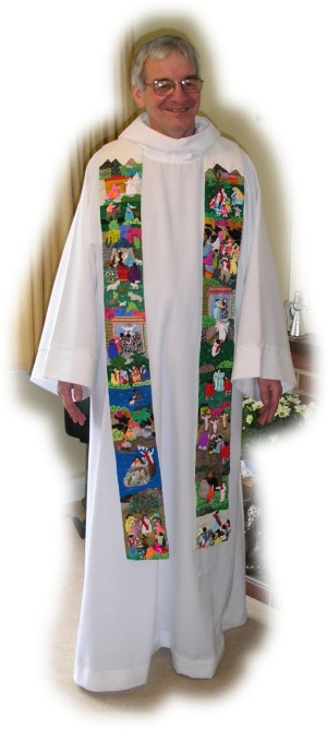 Revd. Frank wearing Arpillera Stole